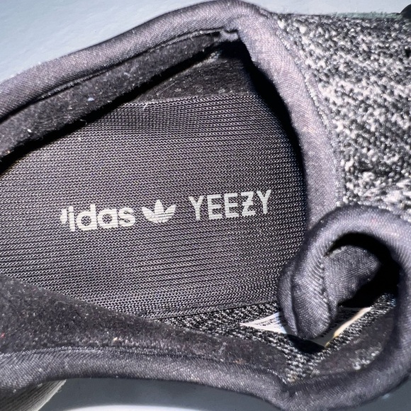 ADIDAS YEEZY Boost 350 V1 Pirate Black Cloth Sneakers Marked as 7 US 2015 - Picture 10 of 17